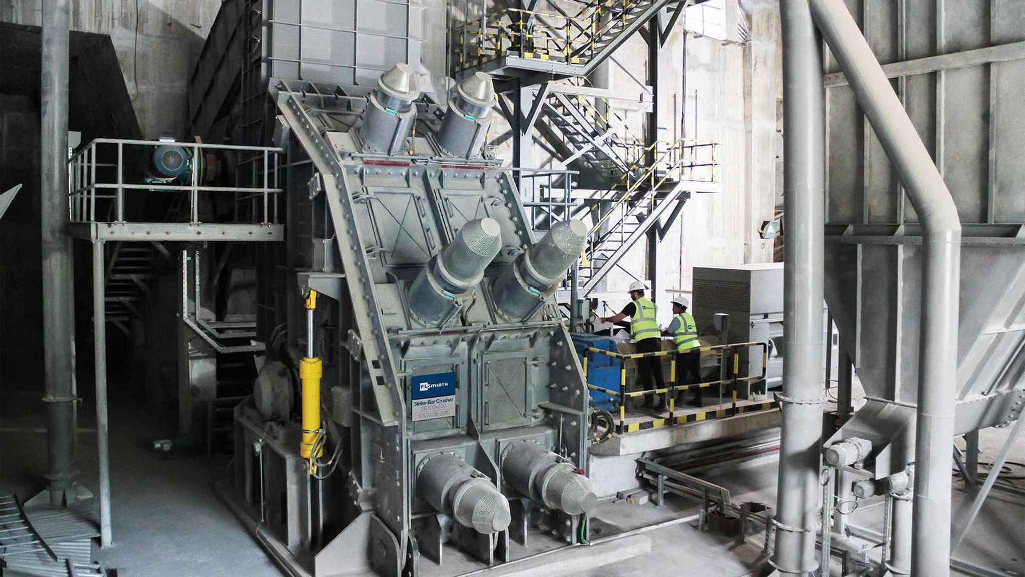 Strike-Bar Crusher installed in cement production line for efficient clinker crushing and low maintenance